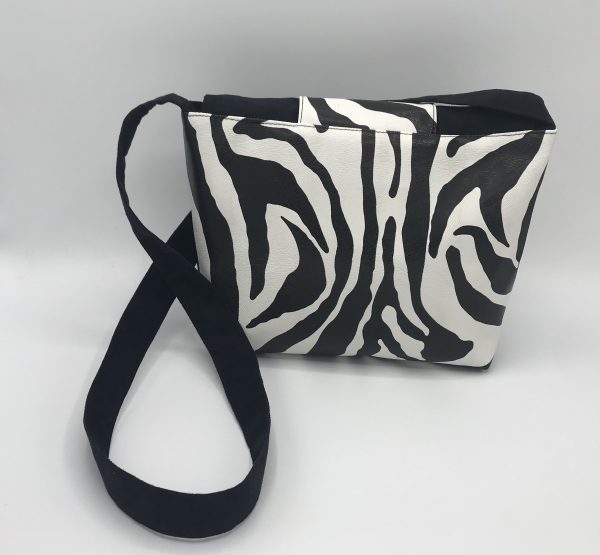 SAC BANDOULIERE EMMA ZEBRE / NOIR – Image 5