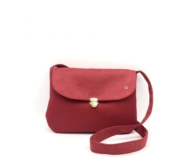 BESACE ANAIS SIMILI CUIR EFFET DAIM ET RABAT EN SUEDINE ROUGE